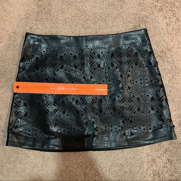 Forever 21 “leather” mini skirt - Picture 4 of 6